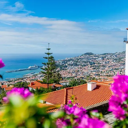 Апартаменты Ana's Place *